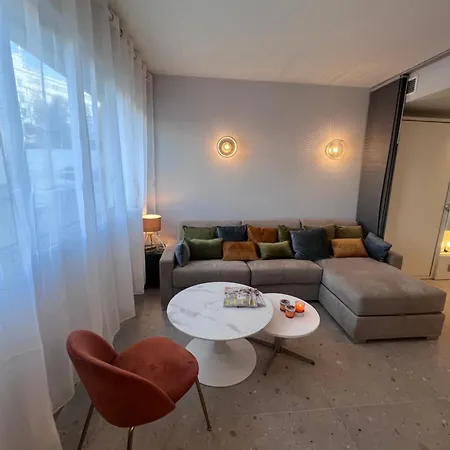 Apartament - Close To Croisette & Martinez *