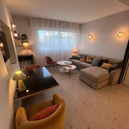 - Close To Croisette & Martinez 아파트 칸느